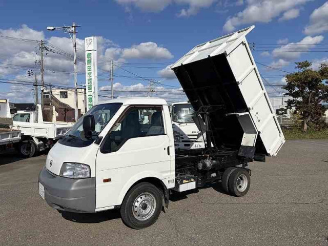 日産自動車 バネット 小型 土砂ダンプ ADF-SKF2LN(113426) 1枚目