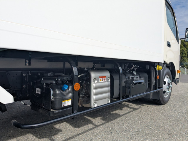 日野 デュトロ 小型 冷蔵冷凍バン 2WG-XZU713N(112969) 43枚目