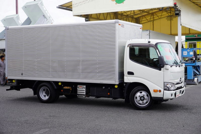 日野 デュトロ 小型 バン 2RG-XZU655M(109682) 6枚目