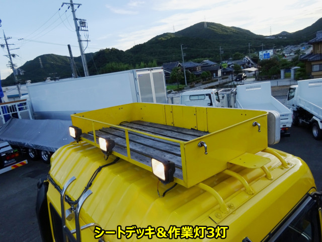 UDトラックス（日産） クオン 大型 トラクタ QKG-GK6XAB(110301) 31枚目