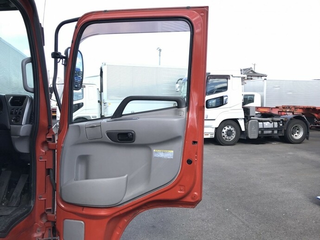 UDトラックス（日産） コンドル 中型 ウィング TKG-MK38L(8847) 13枚目
