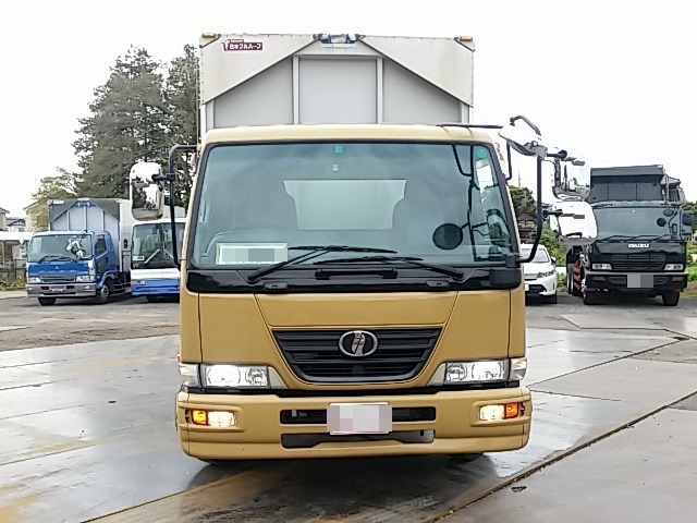 UDトラックス（日産） コンドル 中型 ウィング BDG-MK36C(8203) 2枚目