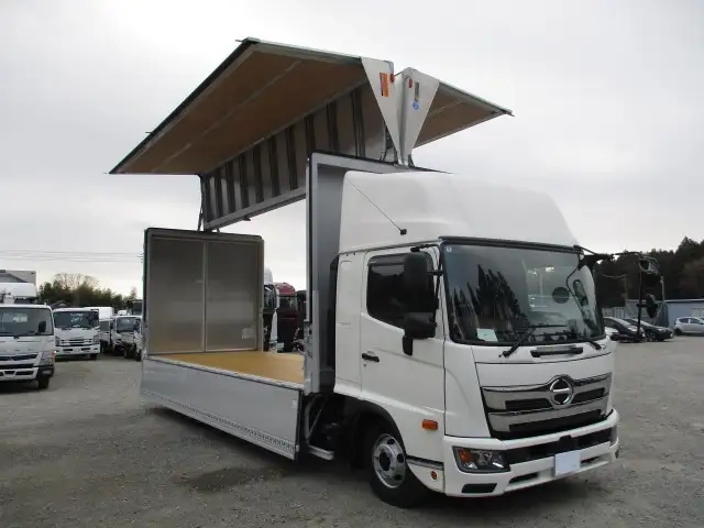 日野 レンジャー 中型 ウィング 2PG-FD2ABG(106824) 10枚目
