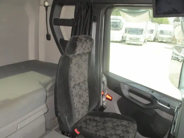 スカニア 大型 トラクタ 2PG-A4X2AEG(106835) 48枚目