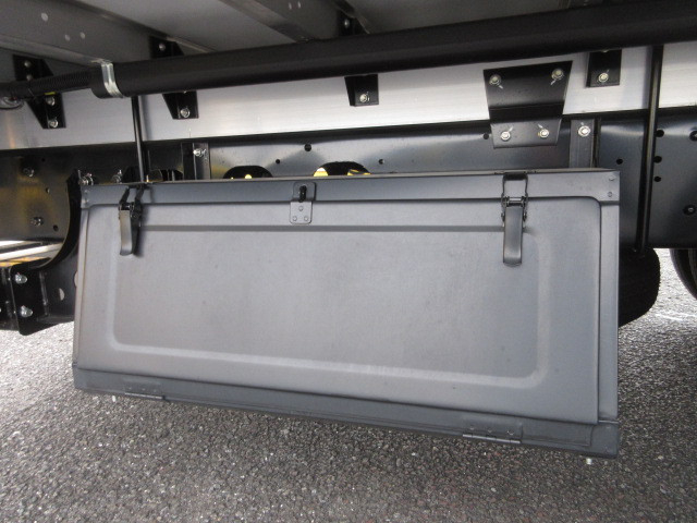 Mitsubishi Fuso fighter Middle Wing body 2KG-FK65F(99096) 35枚目