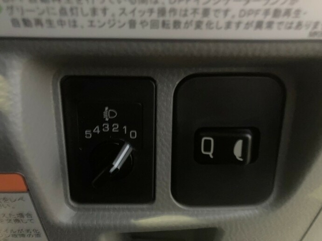 三菱ふそう キャンター 小型 バン 2PG-FEAV0(8458) 27枚目