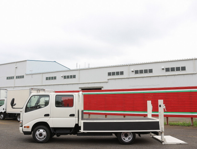 トヨタ トヨエース 小型 Wキャブ TKG-XZU695(111923) 24枚目