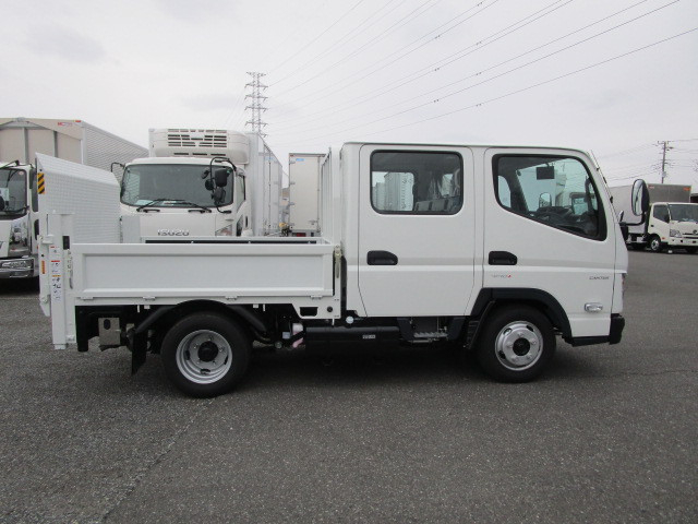 三菱ふそう キャンター 小型 Wキャブ 2RG-FBA20(104910) 6枚目