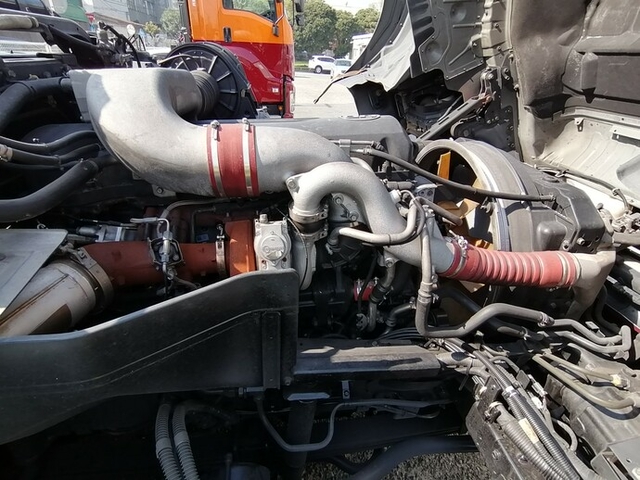 UDトラックス（日産） クオン 大型 トラクタ LKG-GK5XAB(4139) 40枚目