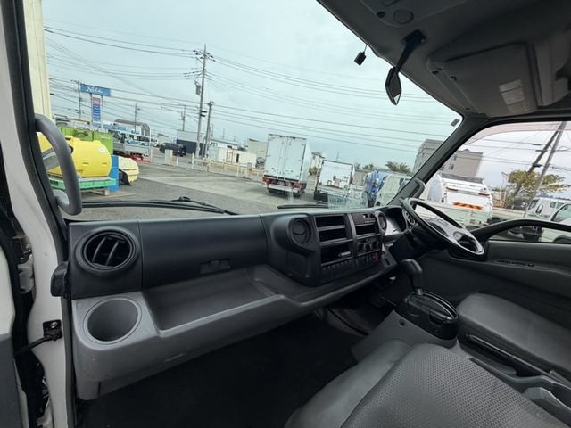 日野 デュトロ 小型 平ボディ TKG-XZC710M(113797) 44枚目