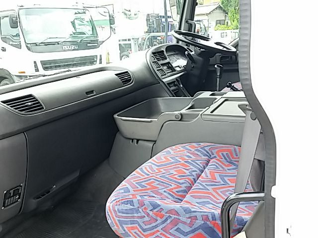 いすゞ ギガ 大型 ウィング KL-CYJ23W4(11919) 78枚目
