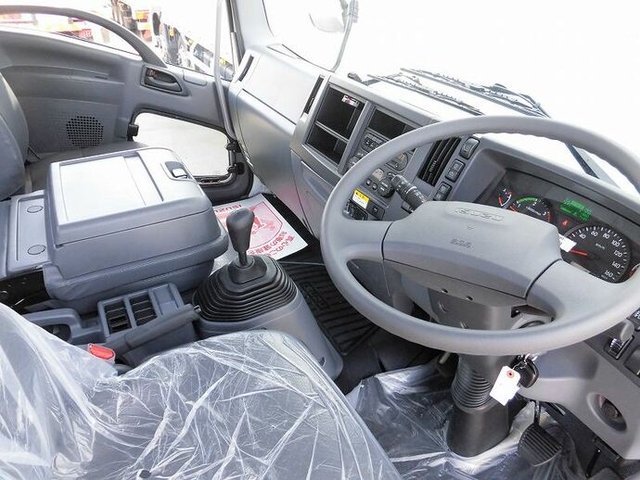 いすゞ フォワード 中型 コンテナ専用車 2PG-FRR90S2(9366) 14枚目