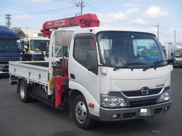 日野 デュトロ 小型 平ボディ（クレーン付） TKG-XZC655M(6999) 1枚目