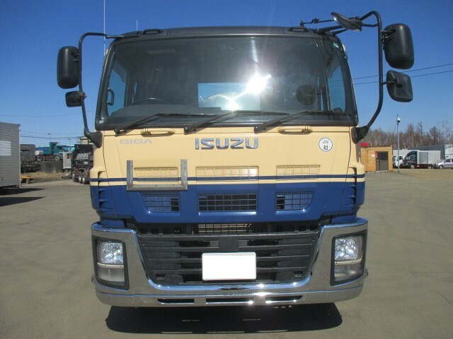 いすゞ ギガ 大型 特装車・その他 LKG-CYZ77A(30015) 2枚目