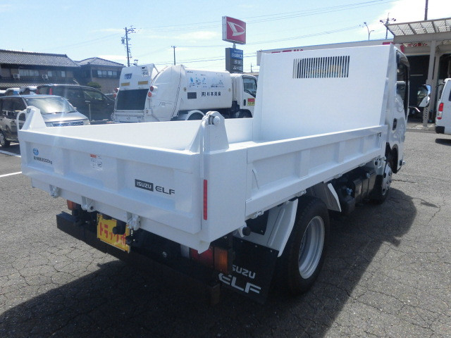 Isuzu elf Small Soil dump 2RG-NJR88AT(106105) 2枚目