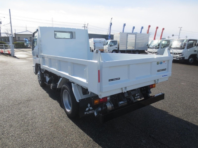 三菱ふそう キャンター 小型 土砂ダンプ 2RG-FBA60(99727) 5枚目