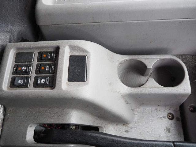 UDトラックス（日産） コンドル 中型 ウィング TKG-MK38C(114021) 49枚目