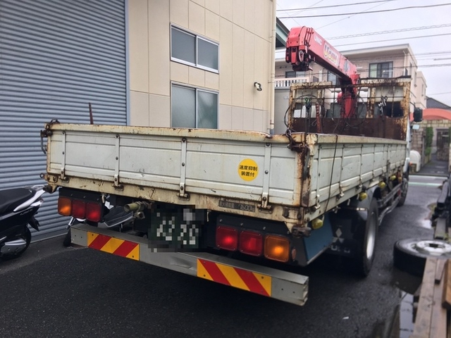 三菱ふそう ファイター 増トン 平ボディ（クレーン付） QKG-FK62FZ(2240) 8枚目