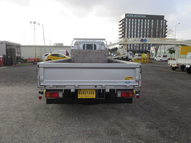 トヨタ トヨエース 小型 平ボディ 2RG-XZC655(98560) 7枚目