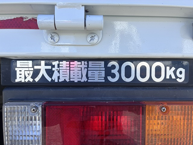 三菱ふそう キャンター 小型 平ボディ 2PG-FBAV0(112641) 48枚目