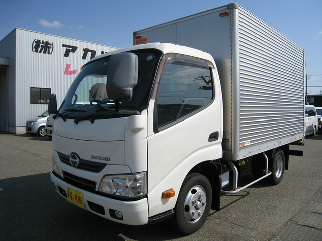 日野 デュトロ 小型 バン TKG-XZU605M(23709) 1枚目