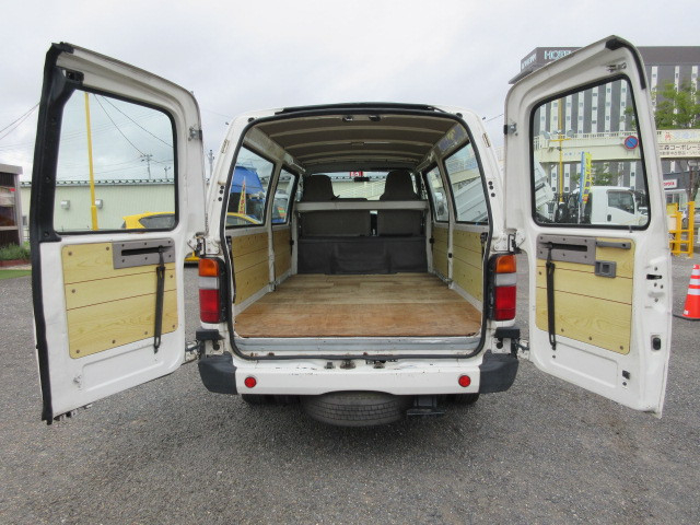 トヨタ ダイナ 小型 バン BDG-XZU508V(109087) 8枚目