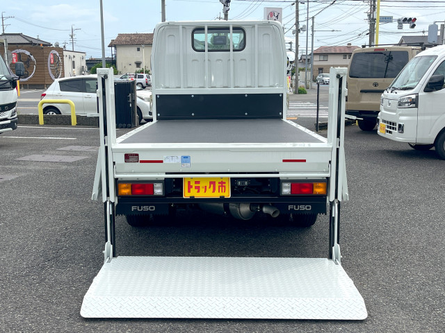 三菱ふそう キャンター 小型 平ボディ 2RG-FBA20(107819) 9枚目