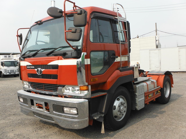 Nissan UD big_thumb Large Tractor KL-CK482BHT(1118) 1枚目