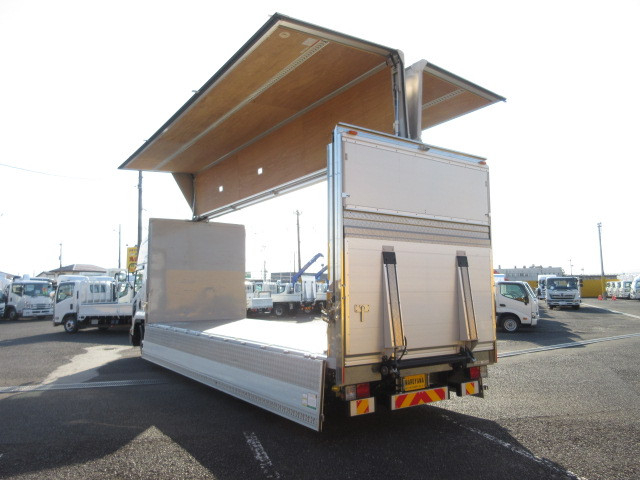 Isuzu forward Middle Wing body 2RG-FRR90T2(103008) 9枚目