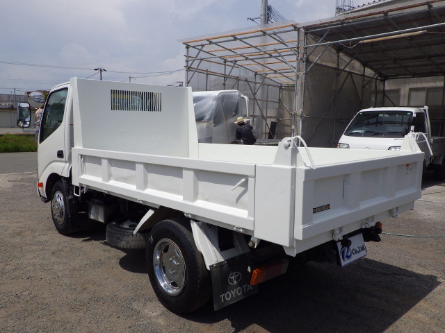 Toyota dyna Small Soil dump 2RG-XZU600D(105588) 2枚目