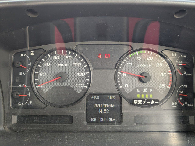 三菱ふそう ファイター 中型 平ボディ（クレーン付） 2KG-FK61F(109666) 34枚目