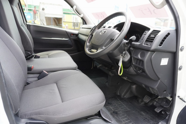 トヨタ 小型 Translation missing: ja.item.body_keijou_enum.body_keijou_light_van CBF-TRH200V(109681) 35枚目