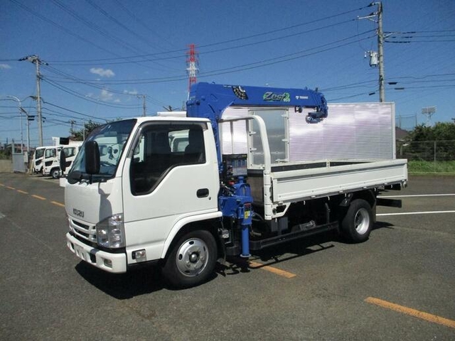 いすゞ エルフ 小型 平ボディ（クレーン付） TRG-NKR85R(12601) 2枚目
