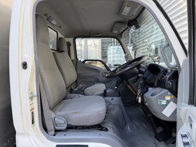 トヨタ ダイナ 小型 バン TPG-XZU605(109196) 37枚目