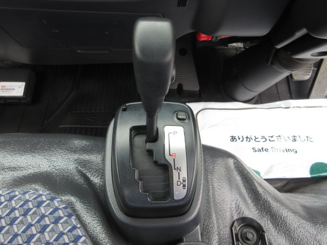 いすゞ エルフ 小型 平ボディ 2RG-NHR88A(109763) 18枚目