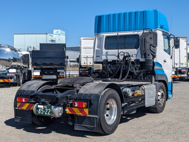 UDトラックス（日産） クオン 大型 トラクタ 2PG-GK5AAD(113518) 4枚目