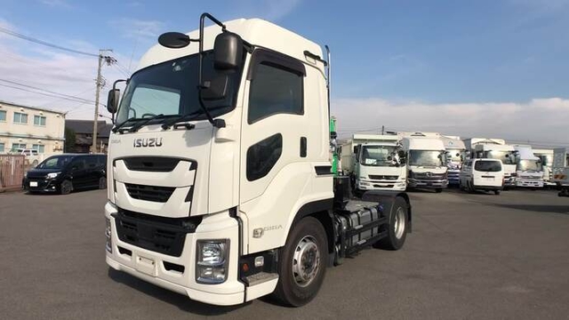 いすゞ ギガ 大型 トラクタ QKG-EXD52BD(37351) 1枚目