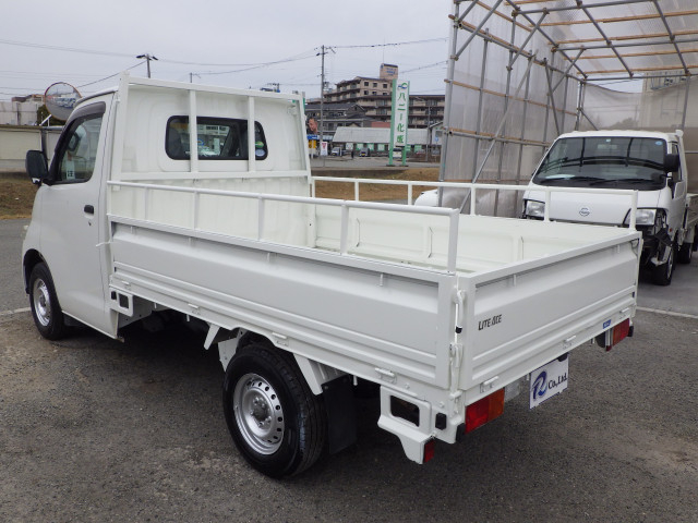 トヨタ ライトエース 小型 平ボディ DBF-S402U(101387) 24枚目