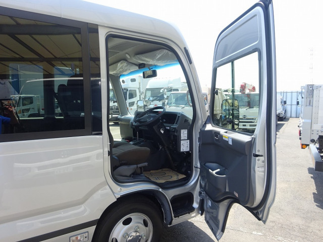 トヨタ コースター 小型 バス 2WG-GDB110(106401) 39枚目