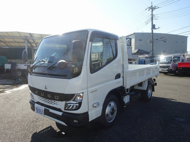 三菱ふそう キャンター 小型 土砂ダンプ 2RG-FBA60(111826) 1枚目