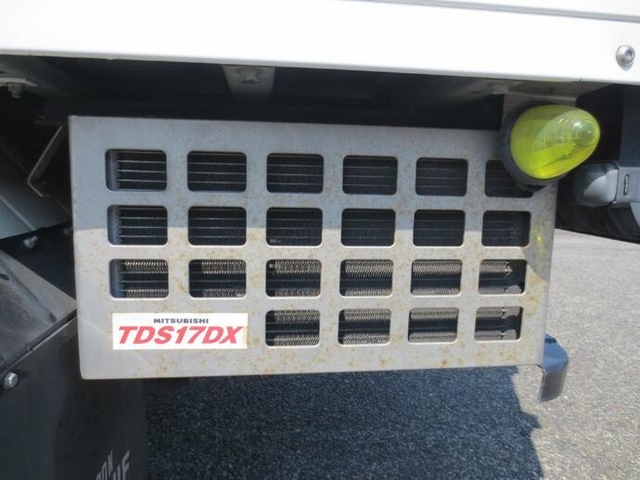いすゞ エルフ 小型 冷蔵冷凍バン TKG-NJR85AN(8628) 13枚目