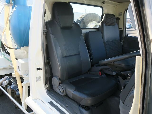 いすゞ エルフ 小型 ミキサー車 BKG-NKR85N(26843) 13枚目