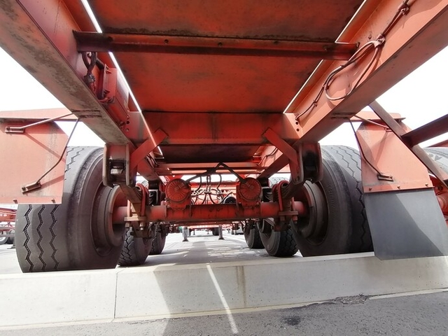 Fullhalf other Large 20ft container chassis trailer KFKHG340(5659) 24枚目