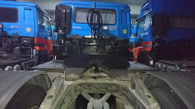 UDトラックス（日産） ビッグサム 大型 トラクタ KL-CK482BAT(1077) 17枚目