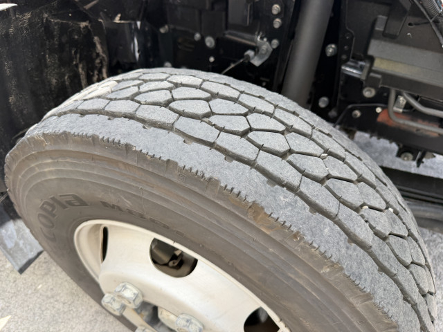 いすゞ エルフ 小型 冷蔵冷凍バン 2RG-NPR88YN(110068) 22枚目