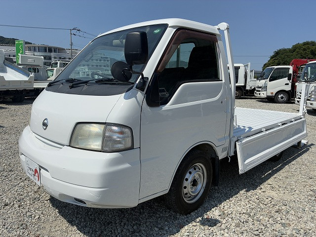 日産自動車 バネット 小型 平ボディ TC-SK82TN(109335) 9枚目