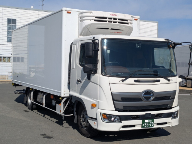 日野 レンジャー 中型 冷蔵冷凍バン 2KG-FD2ABG(100786) 3枚目