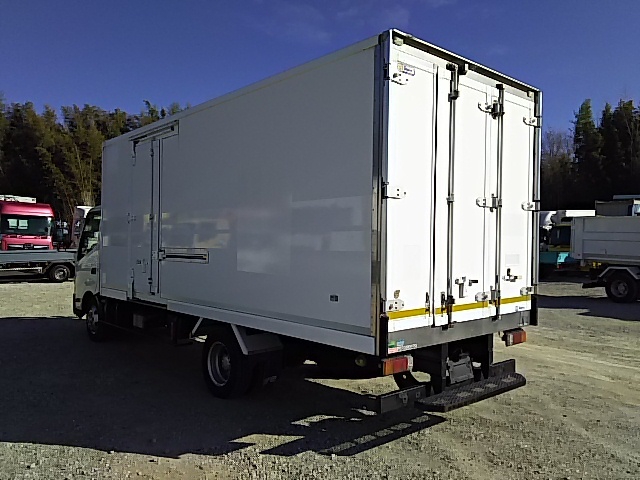 日野 デュトロ 小型 冷蔵冷凍バン TKG-XZU720M(8409) 5枚目