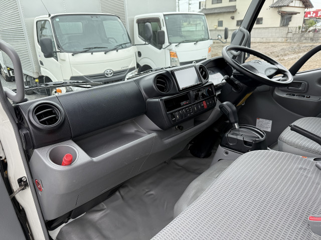 トヨタ ダイナ 小型 バン TPG-XZU605(110777) 20枚目