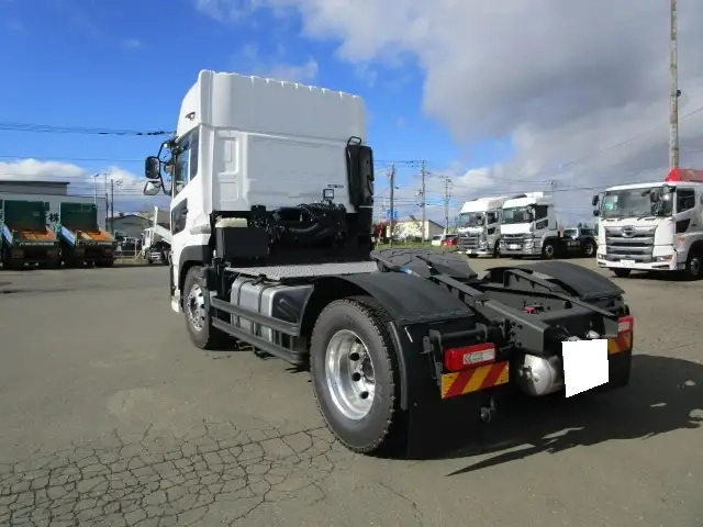 いすゞ ギガ 大型 トラクタ 2RG-EK5DAD(106886) 7枚目